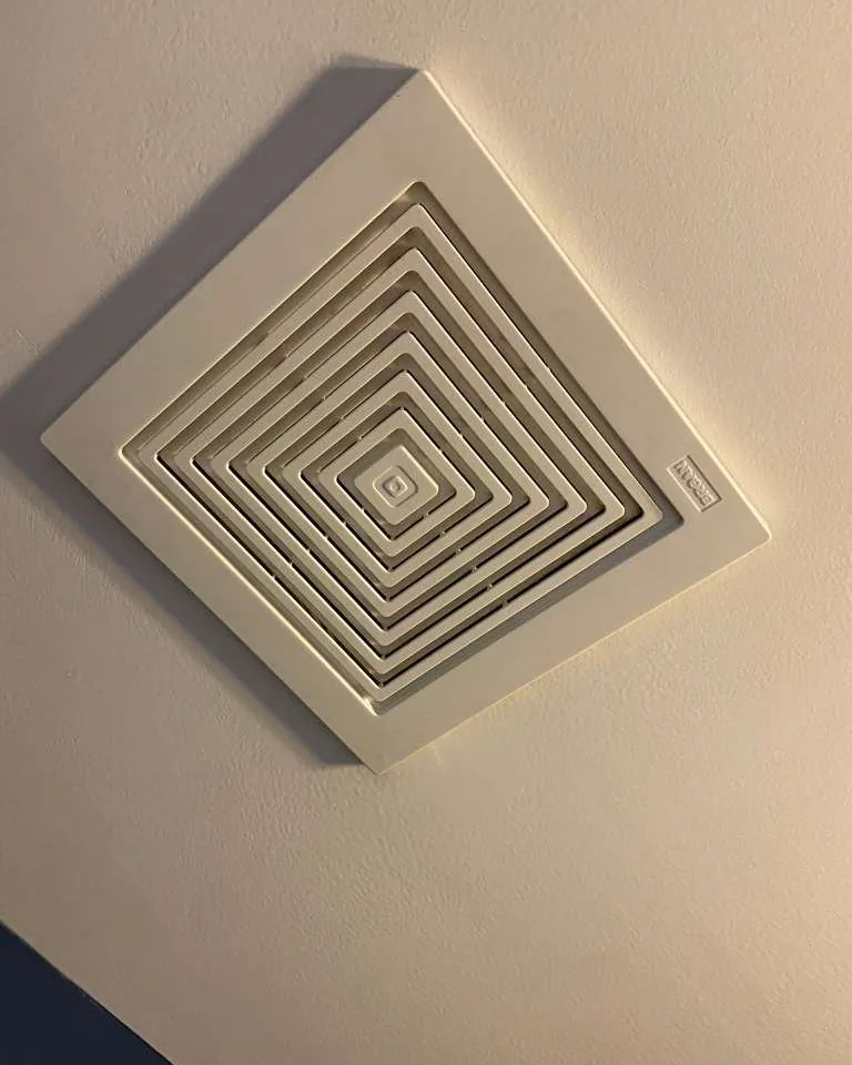 The same vent clean.
